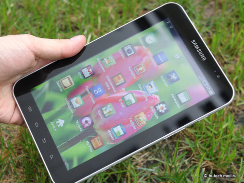  Samsung Galaxy Tab (GT-P1000):   -   Apple iPad?