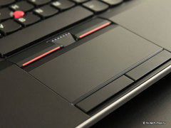 ����� �������� Lenovo ThinkPad Edge: ����� ������� ThinkPad
