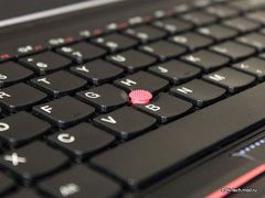 ����� �������� Lenovo ThinkPad Edge: ����� ������� ThinkPad