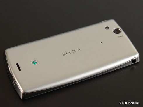 ������ ����� Sony Ericsson Xperia arc: ������������ ��������