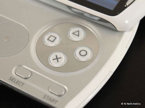 : PlayStation-.   Sony Ericsson Xperia Play