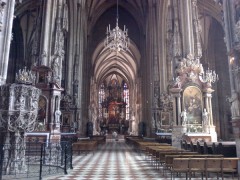  Nokia X7-00:   Nokia