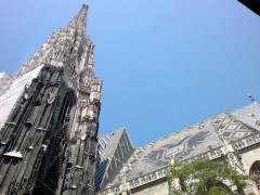  Nokia X7-00:   Nokia