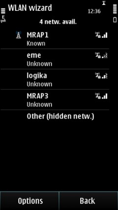  Nokia X7-00:   Nokia