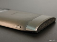  Nokia X7-00:   Nokia