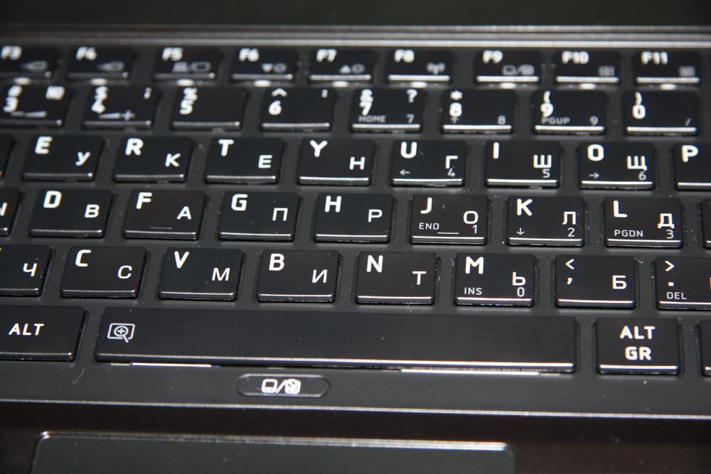 Toshiba Satellite R830