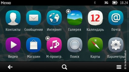  Nokia 600:   Symbian Belle 