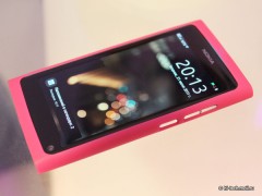   Nokia N9:   Nokia