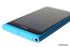   Nokia N9:   Nokia