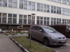  Nokia 700:   
