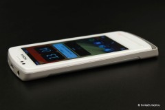  Nokia 700:   