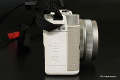  Pentax Q:   