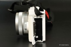  Pentax Q:   