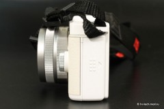  Pentax Q:   
