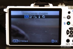  Pentax Q:   