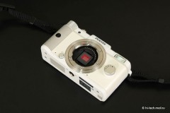  Pentax Q:   