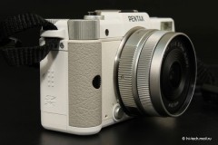  Pentax Q:   