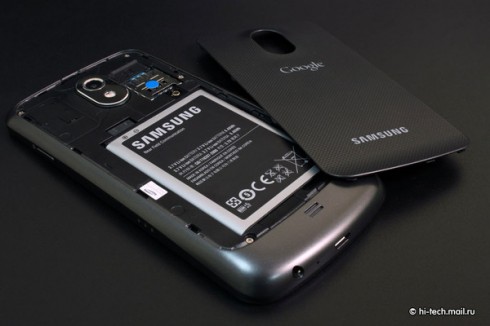   Samsung Galaxy Nexus  Android 4:  