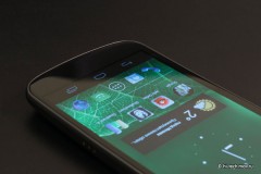   Samsung Galaxy Nexus  Android 4:  