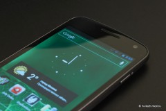   Samsung Galaxy Nexus  Android 4:  