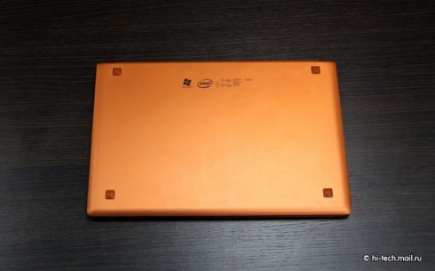 ����� Lenovo IdeaPad U300s: ������, ��� MacBook Air