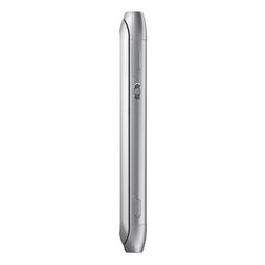  Nokia E7:    Symbian