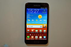  Samsung Galaxy Note:    