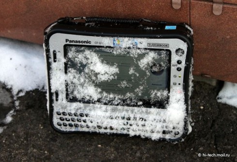  Panasonic TOUGHBOOK CF-U1: ,      iPad