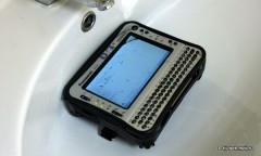  Panasonic TOUGHBOOK CF-U1: ,      iPad