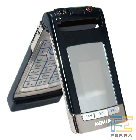 Nokia N76 � ������ RAZR-�������� ��������� Symbian